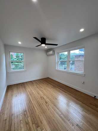 Bedroom - Beautiful & Modern: Newly Renovated Top Floor Apartment