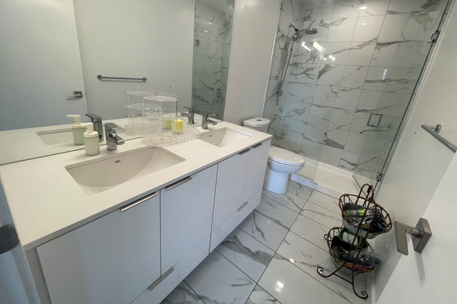 bathroom 1 - 3 bedrooms with laundry in forest hill neighborhood Condo