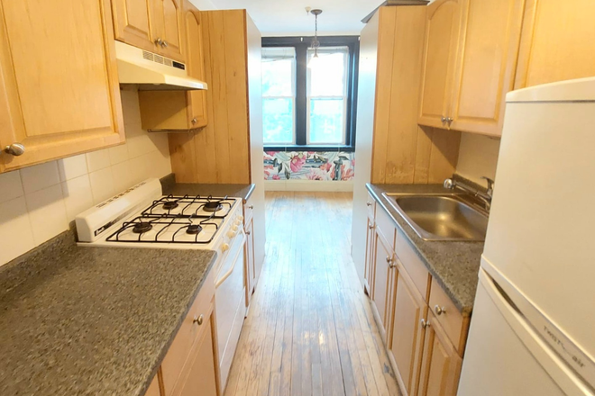 Kitchen - VERY LARGE OPEN-CONCEPT STUDIO Apartments