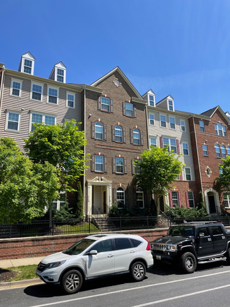 Street View - Apartment in Greenbelt Station Pkwy
