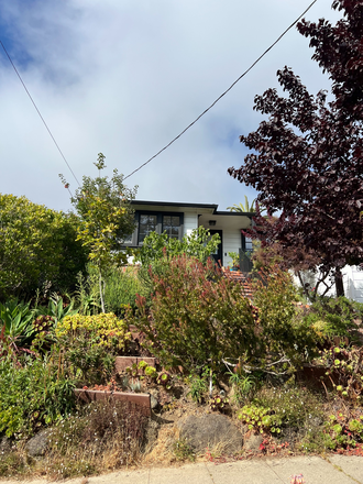 Exterior of the house - Santa Barbara Road
