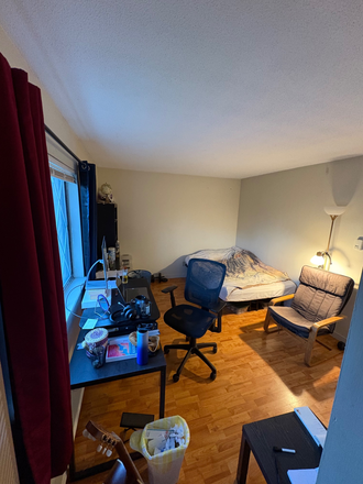 Bedroom - Spacious Sunny Room in 3-Story Brook Townhouse (House is shared with only One PhD Student)