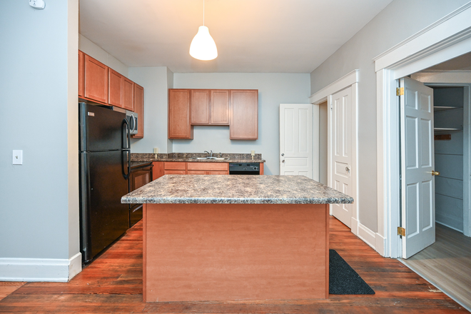 Kitchen - 2342 Chickasaw St Apartments