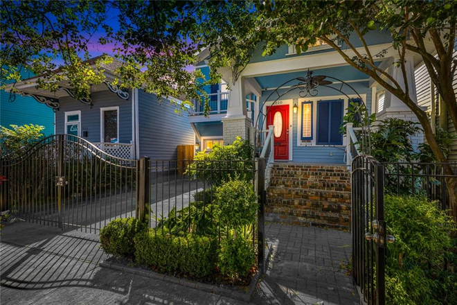 Entrance to Property - Furnished Uptown 1 bedroom /Rent Inclusive  Utility, Furnishings, Gardening, Pest Control Apartments