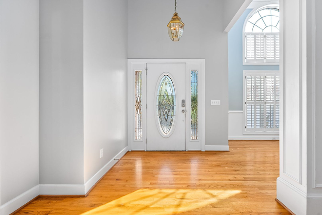 Photo - 1902 Hillbrook Circle House