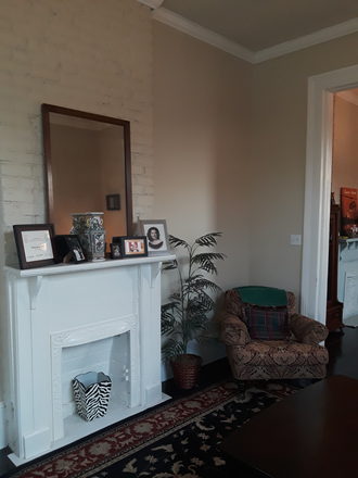 Front entry- looking at was for entertainment - Close to campus: 1 Bedroom 1 bath Apartment, Approx. 675 SF  1 block from brand new Traders Joe