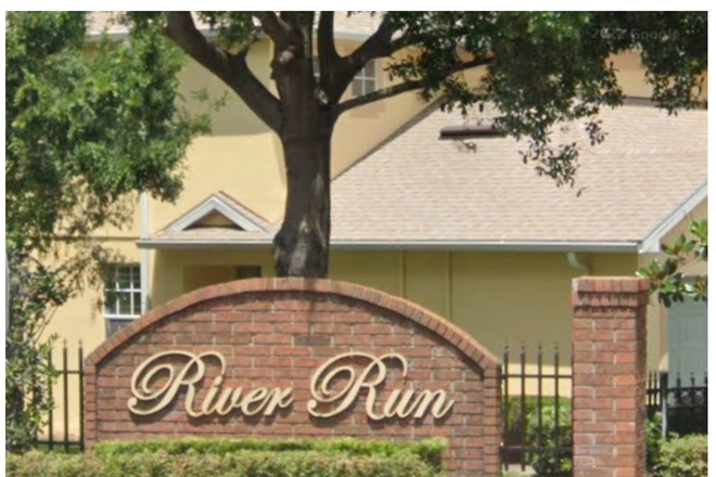 River Run Townhomes - Oakdale Circle (by UCF) Rent 1, 2 or 3 of the 4 renovated bedrooms - Beautiful Condo in secure area