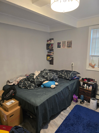 Room - 1 Bedroom with private half bath immediately available walking distance to Stony Brook University House