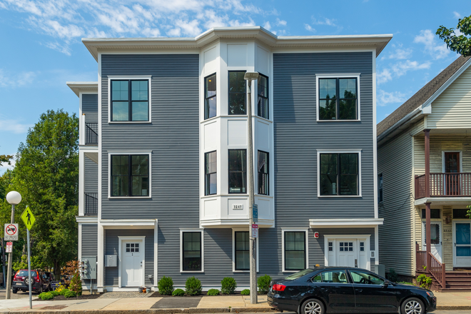 street view - beautiful 4 bed 2 bath apartment in JP available Sept 1