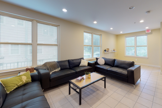 Living Room - 922 Church Street Townhome