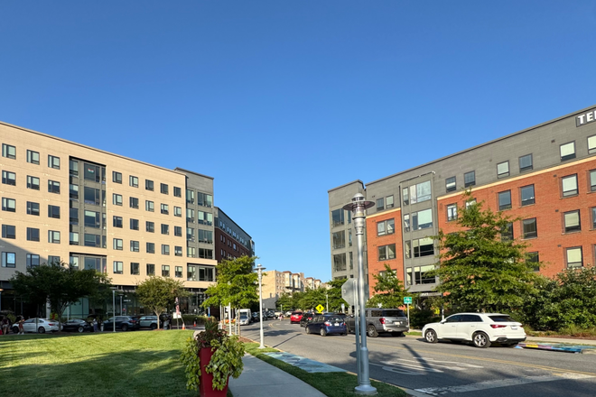 Outside of building - Terrapin Row Apartments