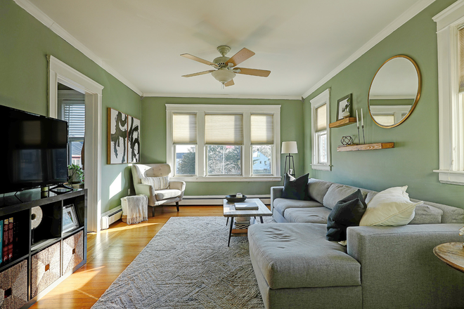 Living room - Wayland Square: 2 bed/1 bath unit in Quiet Building Apartments