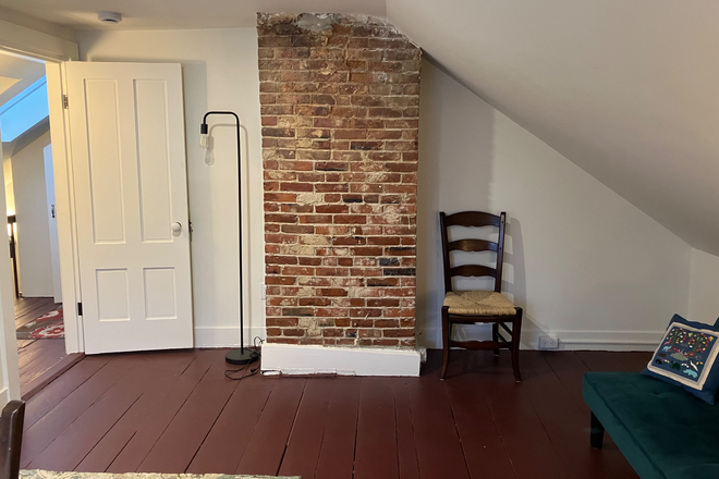 Living room - Newly renovated studio near Brookline Village/hospitals all utilities included Apartments