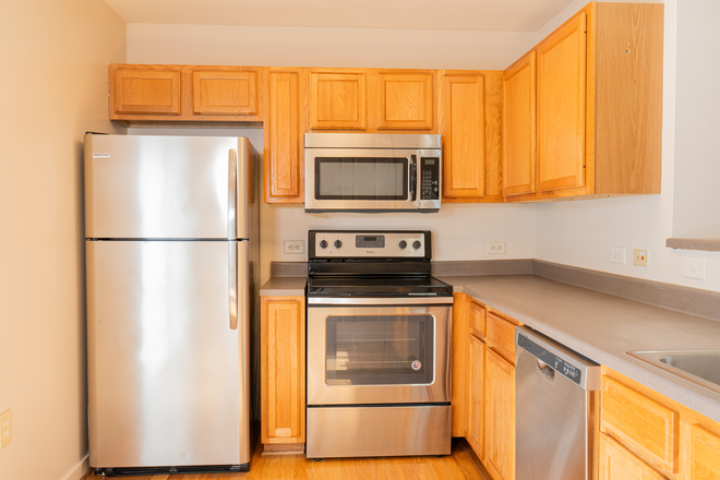 Kitchen - Venable Court Apartments | Limited 3 Bedrooms Remain!