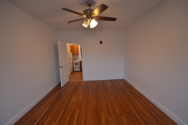 Bedroom - Comfortable Awesome 1Split (2Bed) on St Stephens Avail 9/1/26 Apartments
