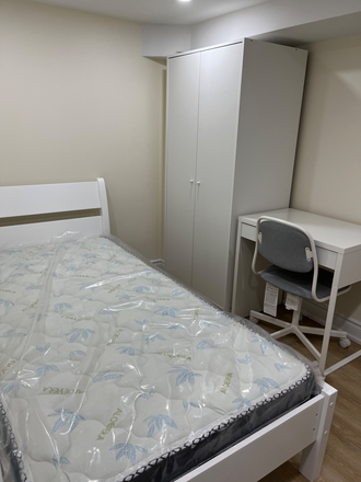 Bedroom - Spadina ave and college st House