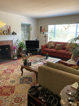 living room - Upper Rockridge Room in Sweet Home