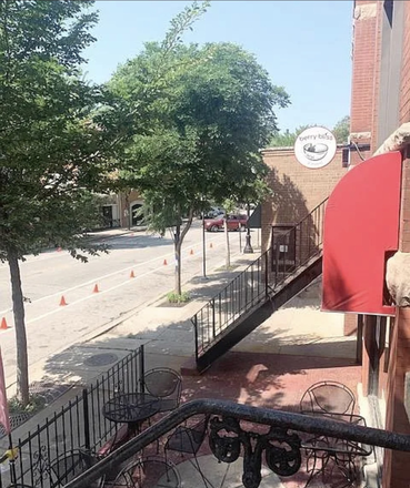 Outside - Little Italy Apartment