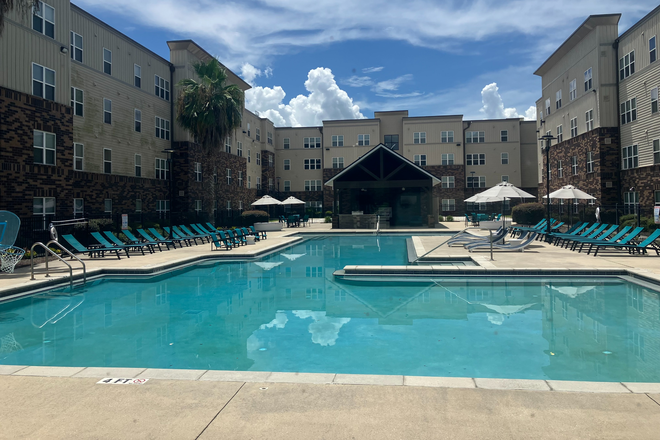 Resort-Style Pool - Varsity House Apartments