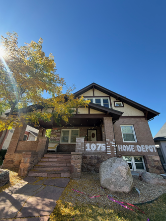 Outside View - Spacious House on the Hill!! Female Roommates Wanted! First month free!