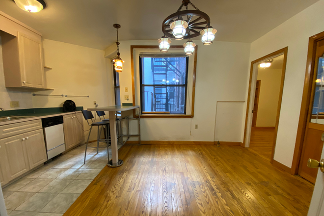 1 - 1 bedroom condo available! 2nd floor, heat/hot water/gas/electric included, NO FEE! No Sec Deposit