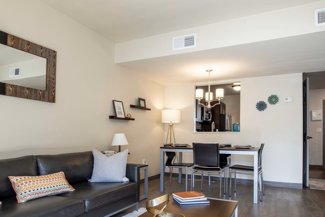 Livingroom - Terrace View