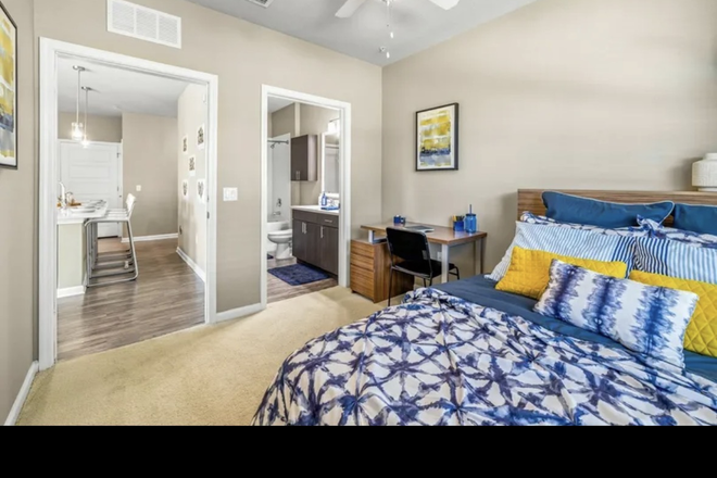 Bed Room - IQ Luxury Apartments