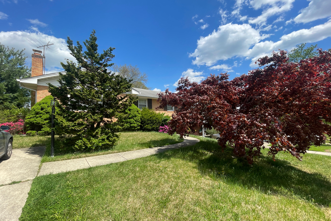 Front View1 - College Park Woods House - 5BR