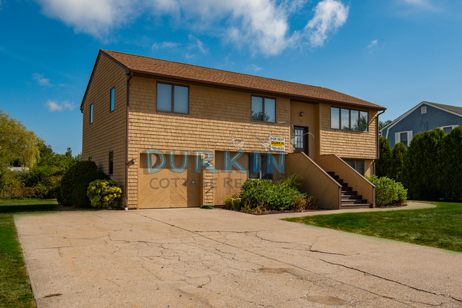 Exterior - Eastward Look Raised Ranch with Two Kitchen and Living Rooms House