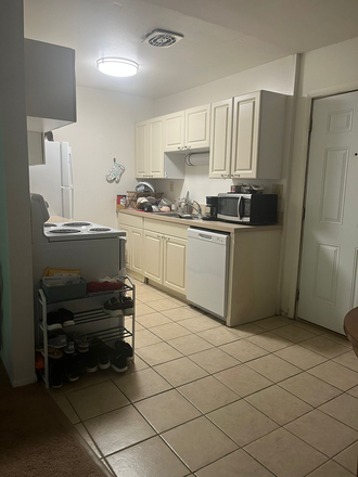 Kitchen - Sunbay apartments
