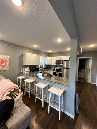 Kitchen - Updated 4 Bedroom Duplex! Upper Unit! Duplex