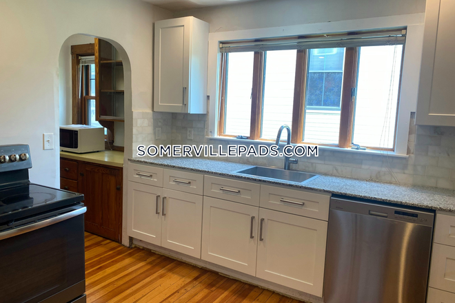 Kitchen - NO BROKER FEE! 4 Bed 1.5 Bath on Upland Rd. in Somerville! Apartments