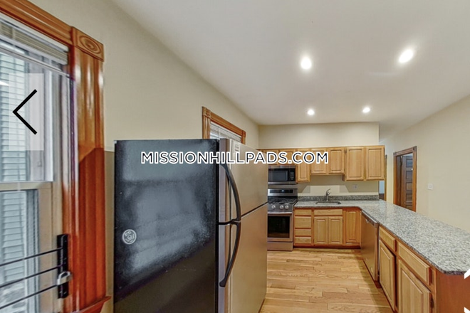 Kitchen - NO BROKER FEE! New Listing Available 9/1/2026! 4 Bed 2 Bath Apartment on Tremont St.!