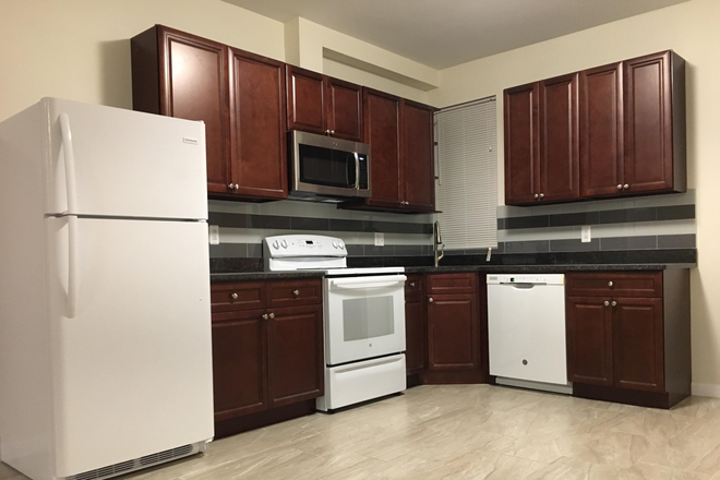 Kitchen - Newly & Fully Remodeled 5 large bedrooms, 3.5 bathrooms Right Behind Saint Joseph's University House