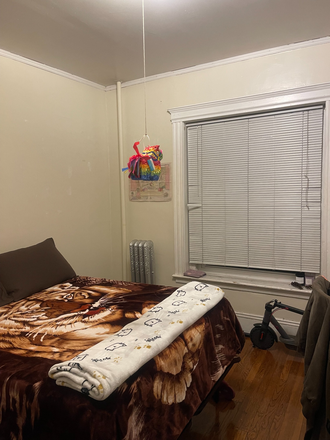 Bedroom - Brookline 2026 Sublet Apartments