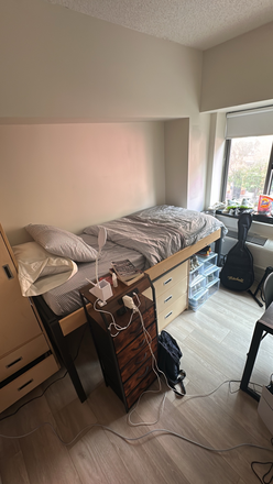 Room - FOUND Study Chelsea Apartments