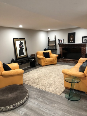 Living Room - Welcome to College Park Woods!  Walk, Bike or catch the UMD Shuttle!