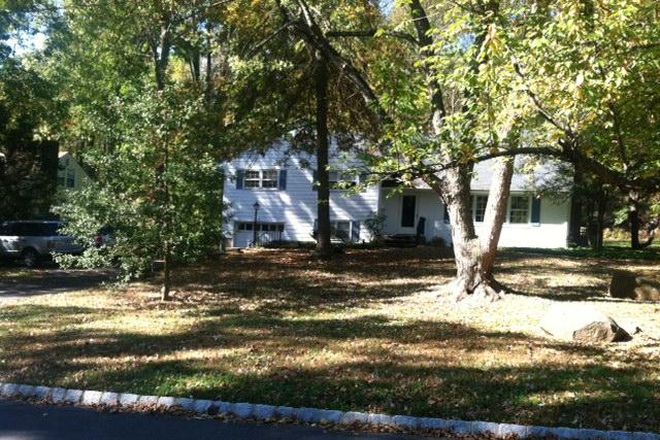 Street view - Furnished room-68 Woodland Dr-Princeton