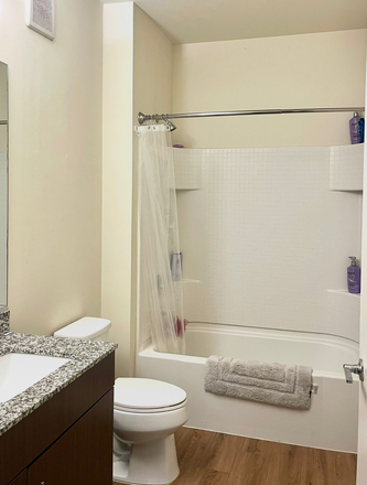 Private bathroom - Apartment close to campus