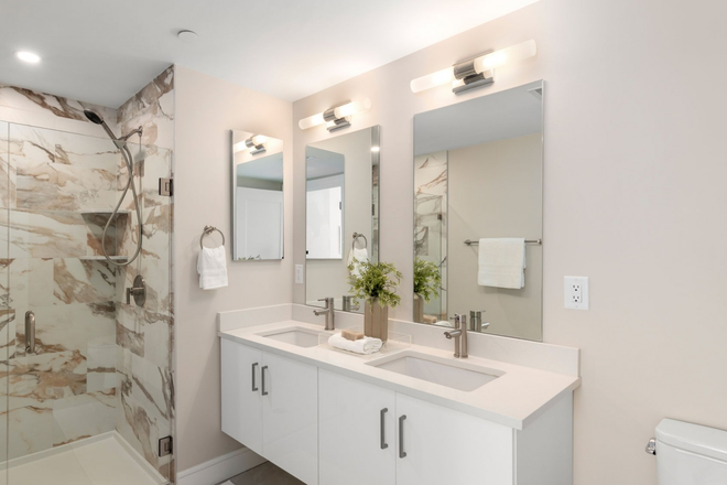 bathroom - The Monroe Apartments