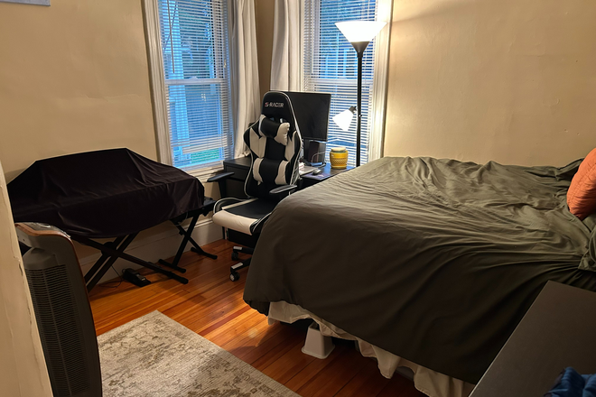 bed room 3 - 3 bed 2 bath