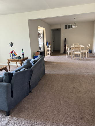Shared living space - Somerset at Towson Apartments