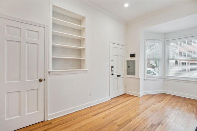 Living Room - 1BD/1BA in Historic John Casey House