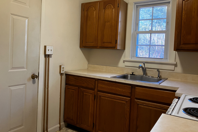 kitchen - Umass bus- One bedroom apartment - June 25, Amherst
