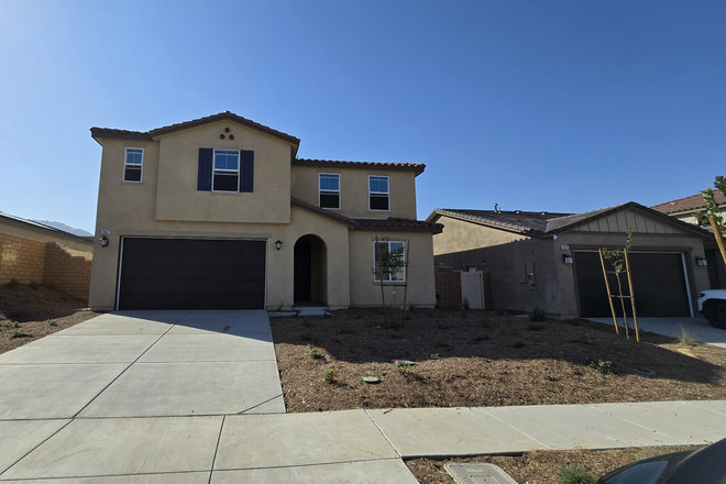 House Front - NEW BUILD in Grand Terrace for UCR Students and Faculty House