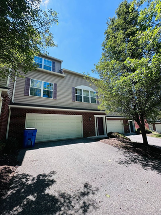  - 3 Bedroom 2.5 Half Bath Townhouse with 2 Car Garage