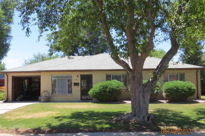 Front of the home - 3 BR/2BA Brick Ranch - close to CU Anschutz - $2675/month House