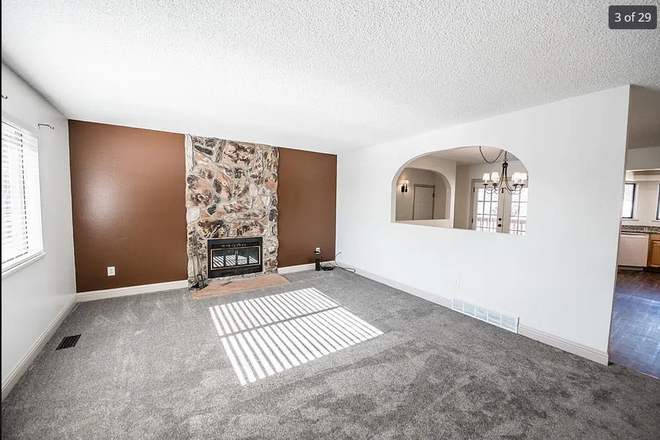 Living Room Upstairs - 5 Bedroom Home Close to Campus