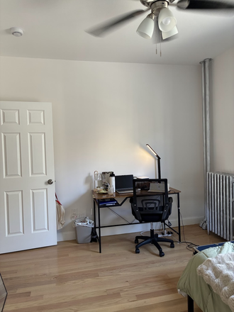 Bedroom - Spacious, Fully Furnished, Renovated Room on Hemenway St Apartments