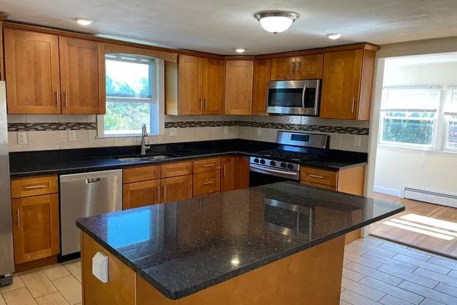 Kitchen - August Move in - 1 bedroom in Newton 3bd 2bth apartment!!